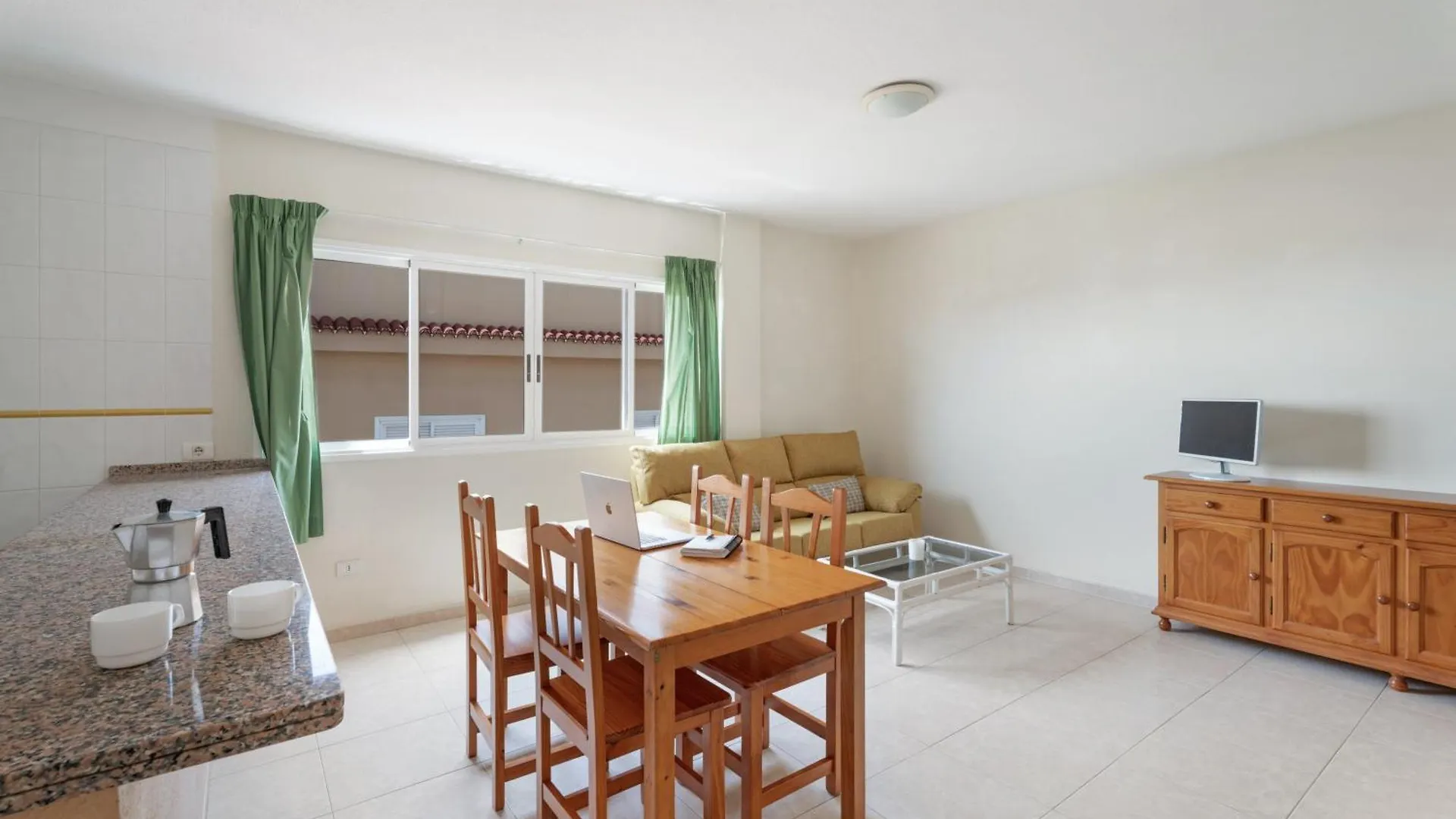 Isla 1 Apartment San Isidro  San Isidro (Tenerife)